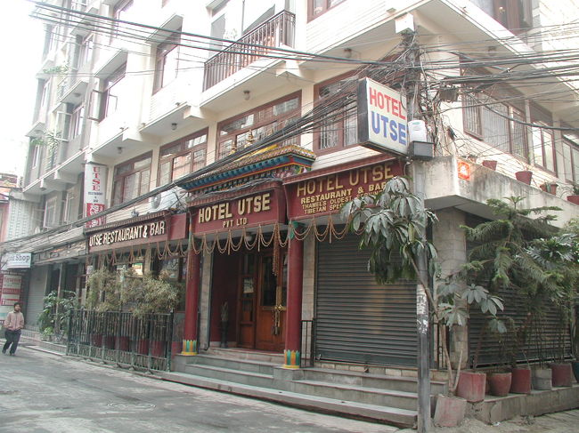 ホテル・ウッツェ<br />昨夜遅くカトマンドゥ入りして、宿泊。