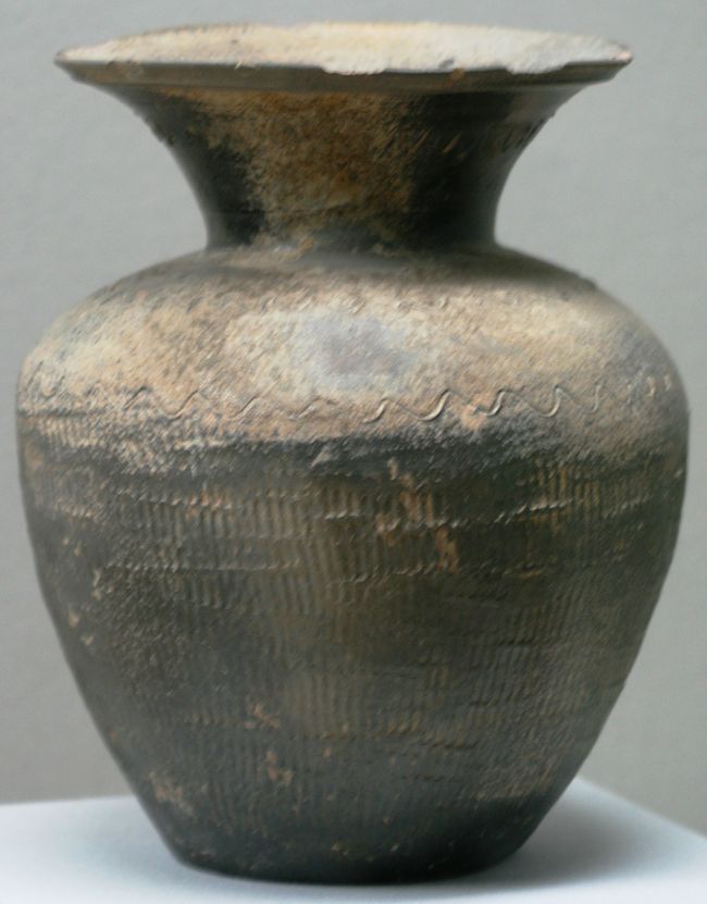 朝鮮　土器瓶 2008春、韓国紀行18(28：補遺)：扶余博物館(3/4)：土器、陶器