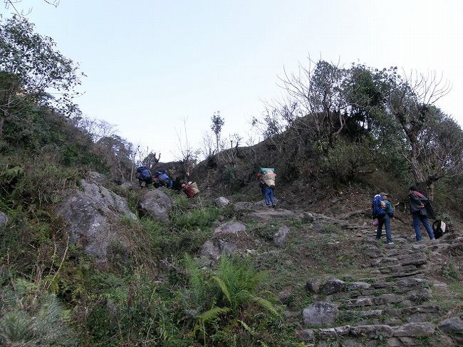 村への入り口。