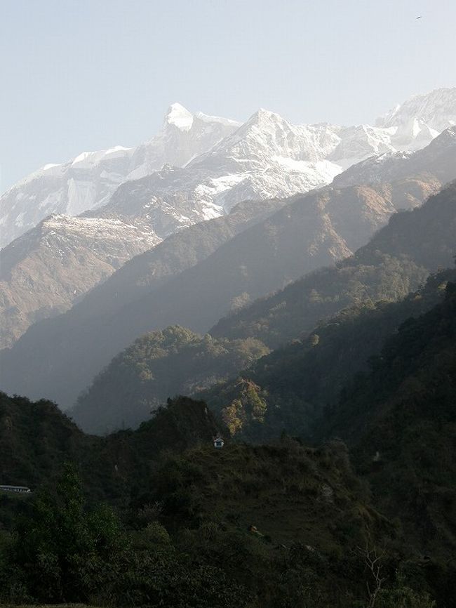 ＜アンナプルナ?＞<br /><br />これがヒマラヤ<br />奥深いアンナプルナ山域。<br />
