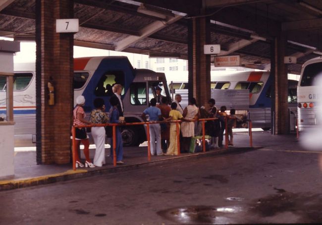 GREYHOUND BusでTennessee　Nashvilleへ移動