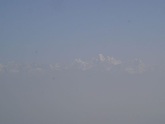 ランタンヒマールが、少しその融資を、いや、雄姿を・・・。