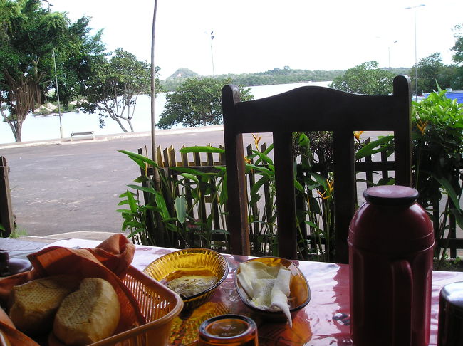 ホテルの朝食。