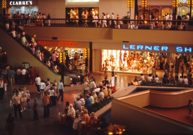 ショツピングセンター