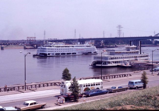 Mississippi River Cruises