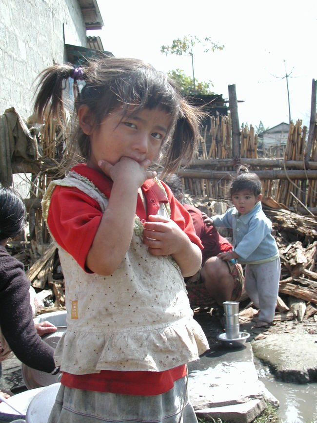 はにかんで・・・。