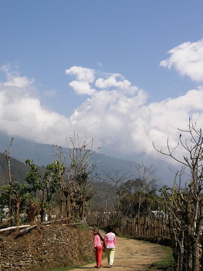 リプルン村よりマチャプチャレ。
