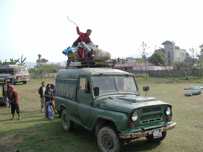 ポカラの空港近くのキャンプ場に着く。<br /><br />コルチョンピークのトレッキングも無事終わり<br />ポカラに到着。<br /><br />ポカラで数日疲れを癒しながら<br />ポカラの観光を楽しみたい。<br /><br /><br />　　　　　　　　完