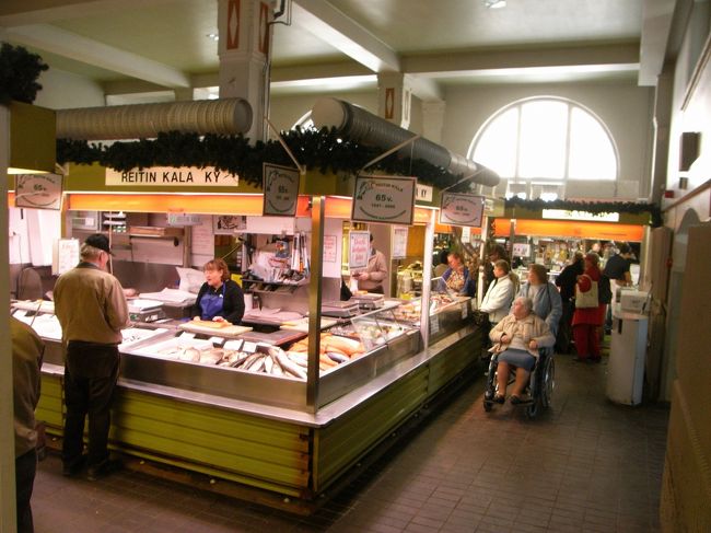 ここは活気がありました。<br />そして美味しそうなものが本当に多い！