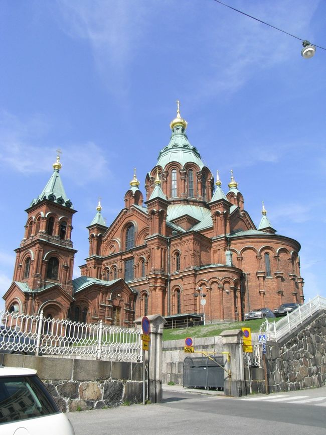 ウスペンスキー寺院でも、日曜なのでミサがやっていました。