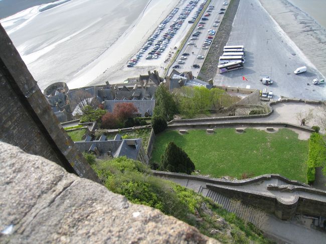 ここで、ちょっと下を見てみる。<br />けっこう登ったな。