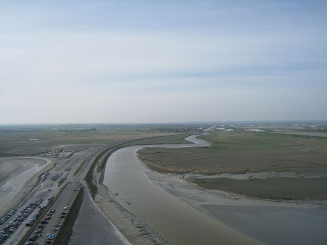 対岸の方を眺めてみる。