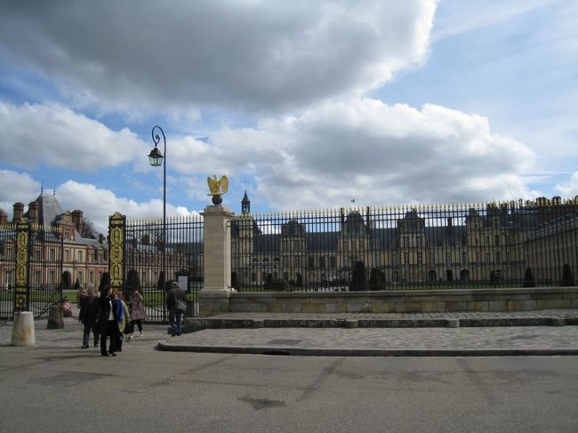 入り口の門です。