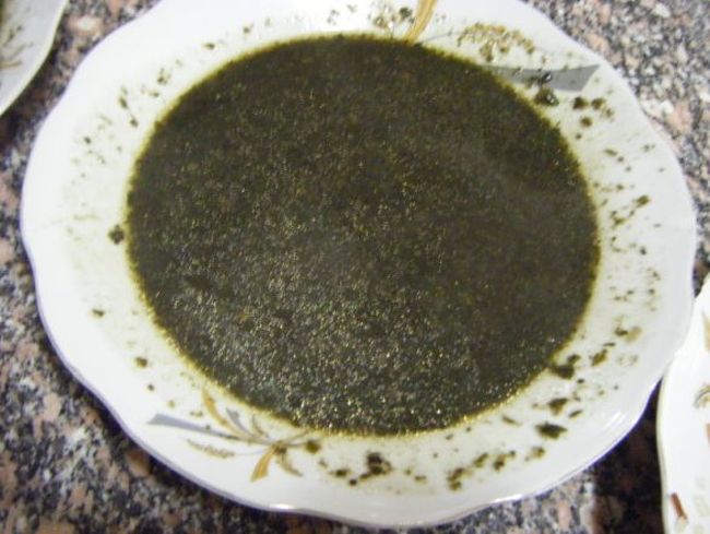 念願かなって、モロヘイヤスープ！<br />見た目にだまされてはいけません。<br />かなりいけます！