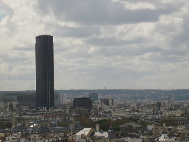 モンパルナスタワー。