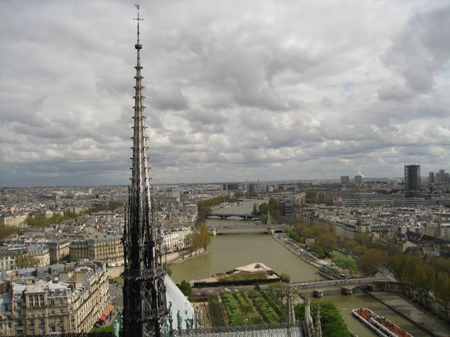 大聖堂のうしろの方。