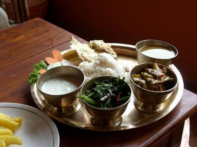 とあるレストランの<br />ダル・バート・タルカリ