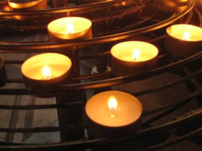 私も１個２ユーロなので、参加してみました。<br />お祈りは忘れちゃいました。（　´_ゝ`）