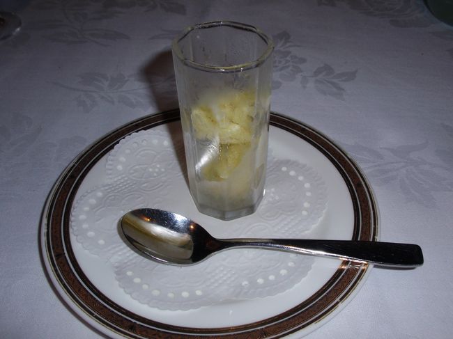 よもぎとパインのシャーベット。お口さっぱり！