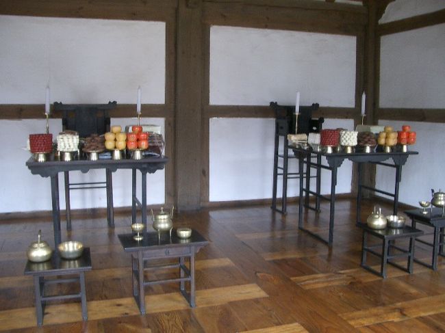 他にも、女子高生と良家のエリート検事が繰り広げる、痛快ラブストーリー『ランラン１８歳』（出演ハン・ジヘ、イ・ドンゴン）も、お母さんのお気に入り。<br /><br />私も好き。<br />ハン・ジヘ大好き。<br /><br />なので、そこはかとなく母子で萌えています。<br /><br />