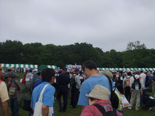 スタート地点の人ごみ！<br />すごい人でした。