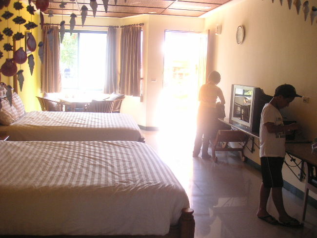 部屋は広々。<br />バスタブはありません。<br />