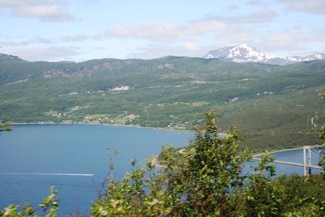 うわぁ！！！<br />すっごく綺麗！！<br />深い水色！