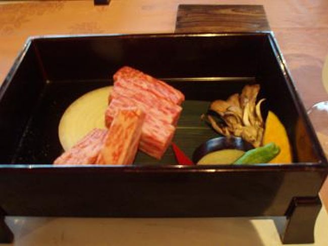 さらに、お肉が出てきて・・・