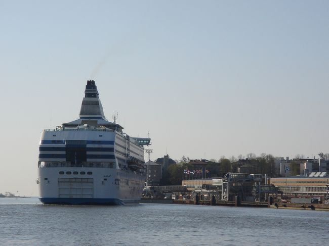 シリアラインの接岸風景です。