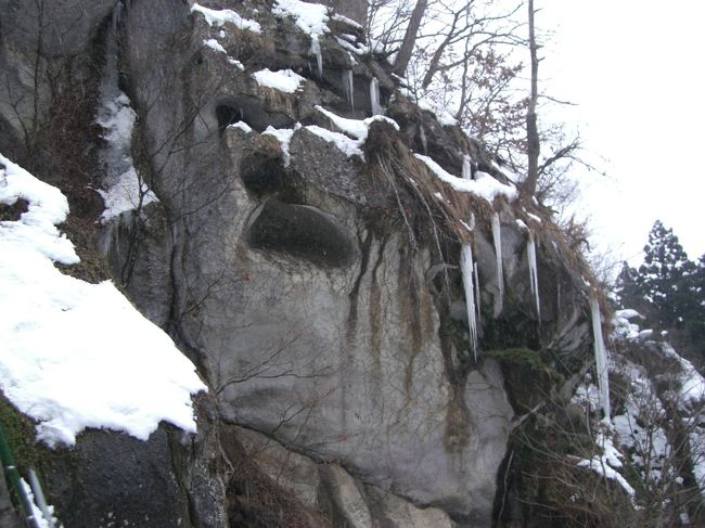 でっかいつららを見つけて思わず撮っちゃった！！