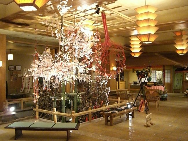 作並温泉☆<br /><br />『ゆづくしの宿　一の坊』ってゆうところに日帰りで<br /><br />行ってきた♪<br /><br />ちょっと高いけどまじおすすめ☆<br /><br />露天の隣に川流れてるし！！