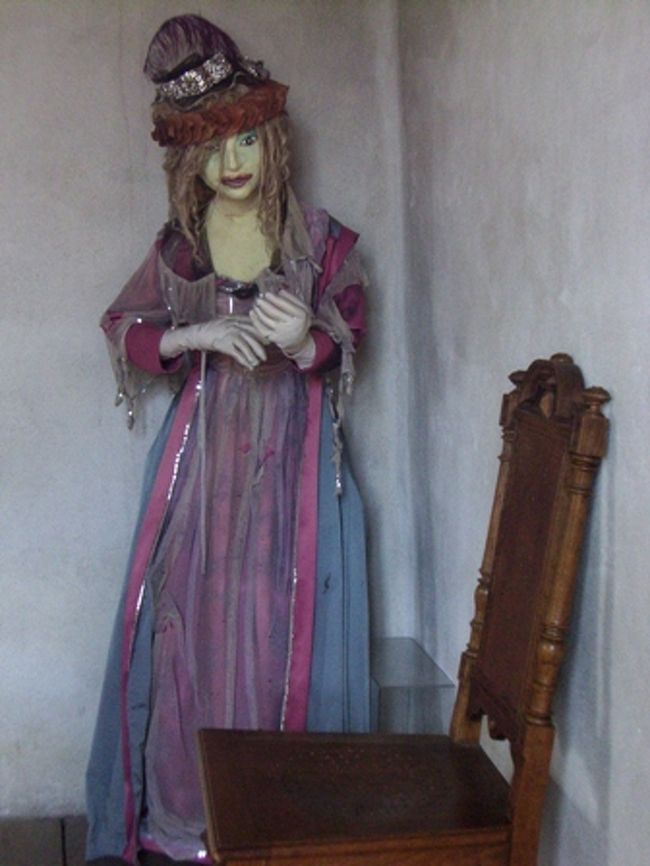 ビクッ！<br /><br /><br />薄気味悪くて驚いた。