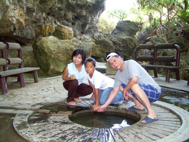 途中の湧き水のところにめだかみたいな小さな魚がいた。<br />ぐるっと一回りして30分くらい。