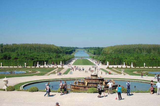 庭園の全体。これが人の手で作られたとは驚きの広さです。