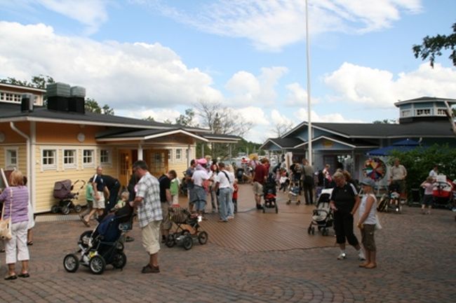 何だか凄い子連れのファミリーばかり。