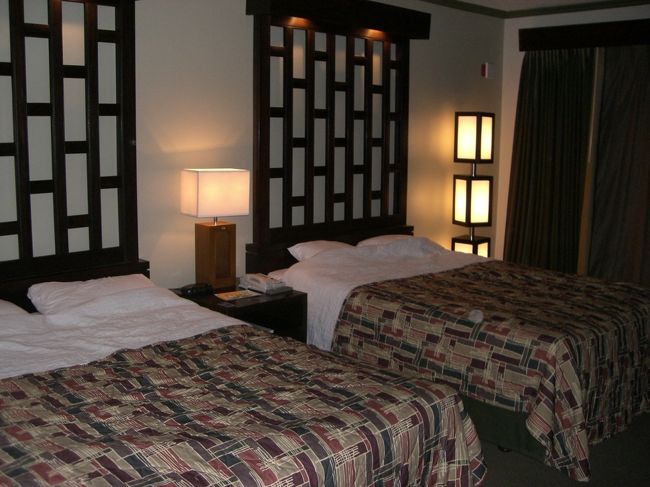 ホテルの部屋☆<br /><br />バリ風のつくり！！