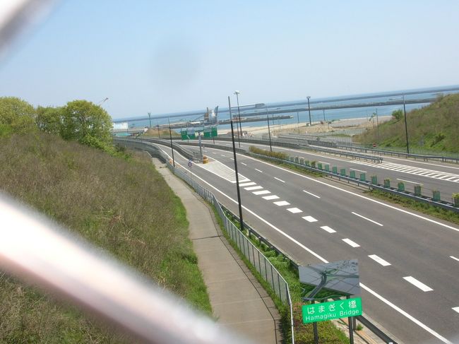 再度自転車に乗って移動。<br /><br />途中高速のインターがありました。<br />これなら、都内から移動でも楽ですね。