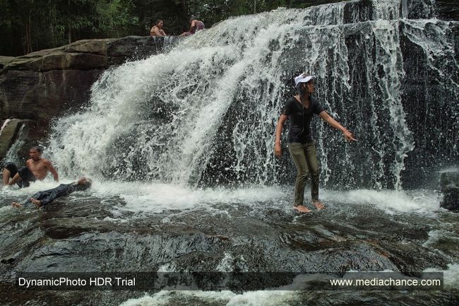観光客はやや少なめです。一応観光地ですけど。ここで暮らす人々の生活を変えたくないので、ここも秘密。