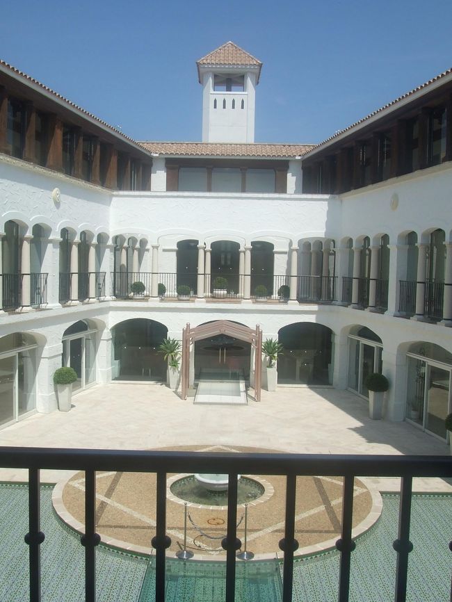 もう一つ中庭の噴水です