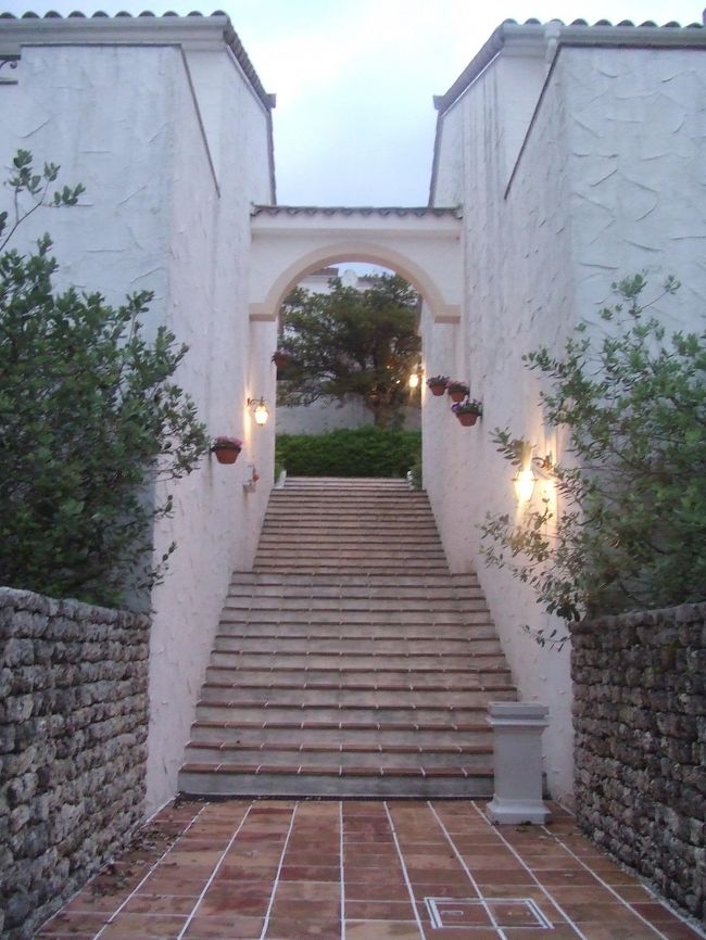 ホテル内は南欧をイメージしているだけあって、かわいらしかったです