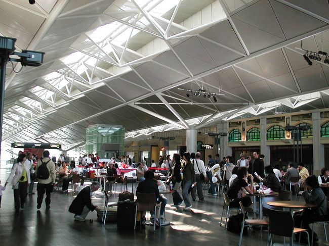 ゴールデンウィークの韓国旅行が恒例になって、長くなりました。今回は3名の方が先に出発され、後からの出発となりました。