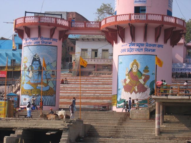 インドの神様は本当に濃い。<br />人も濃いけりゃ神様も濃い。<br />インドはとにかく何か濃い！