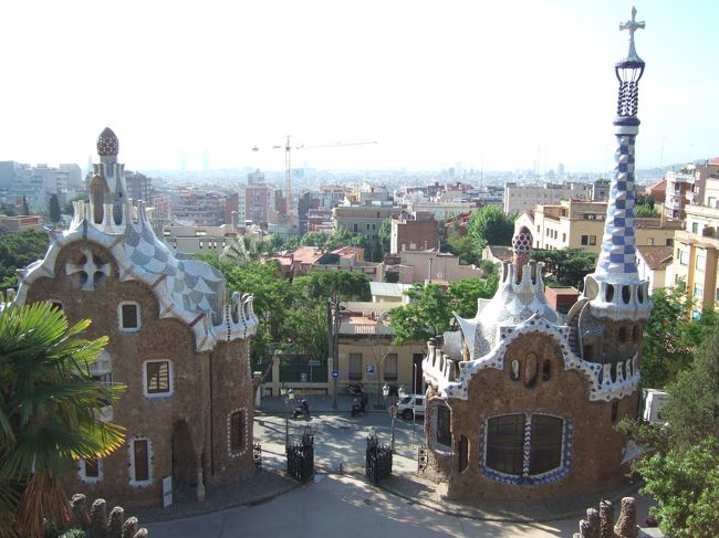 PARQUE GUELL<br />1984年世界文化遺産登録。