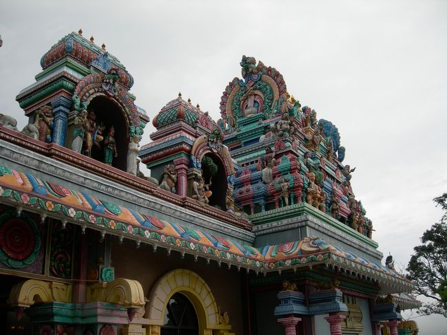 こちらはヒンドゥー教。