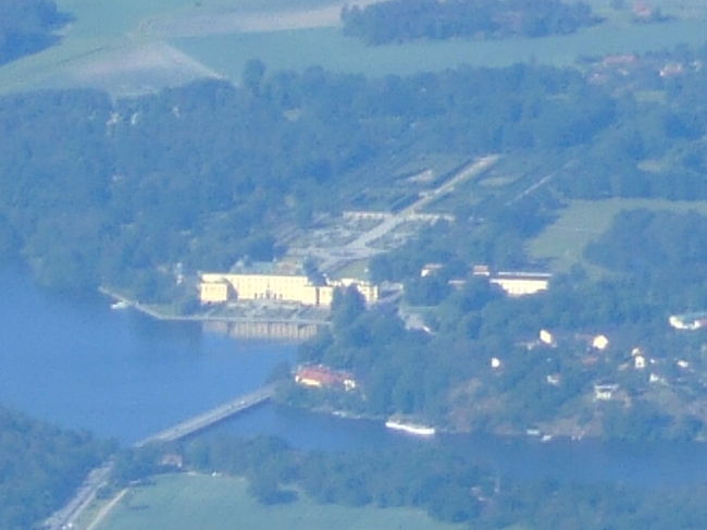 郊外に視線を移すと「ドロットニングホルム宮殿」もばっちり確認出来ました。