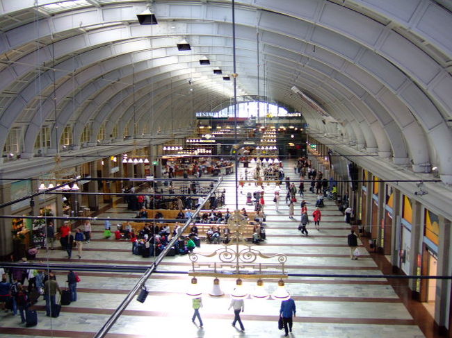 まずはストックホルム駅へ。とりあえず不要な荷物をロッカーへ預けて身軽になります。