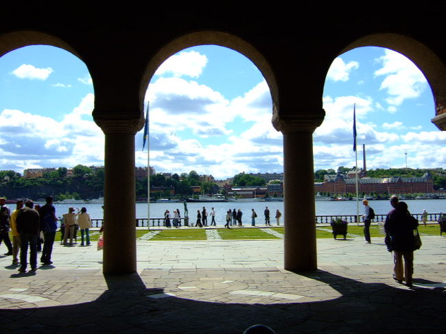 この風景を見越して設計したのは憎いですねぇ。