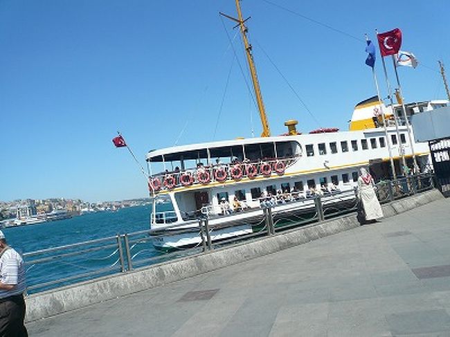 船に乗るのも大好きですね★<br />わりと乗り物酔いする親子ですが、大丈夫です！