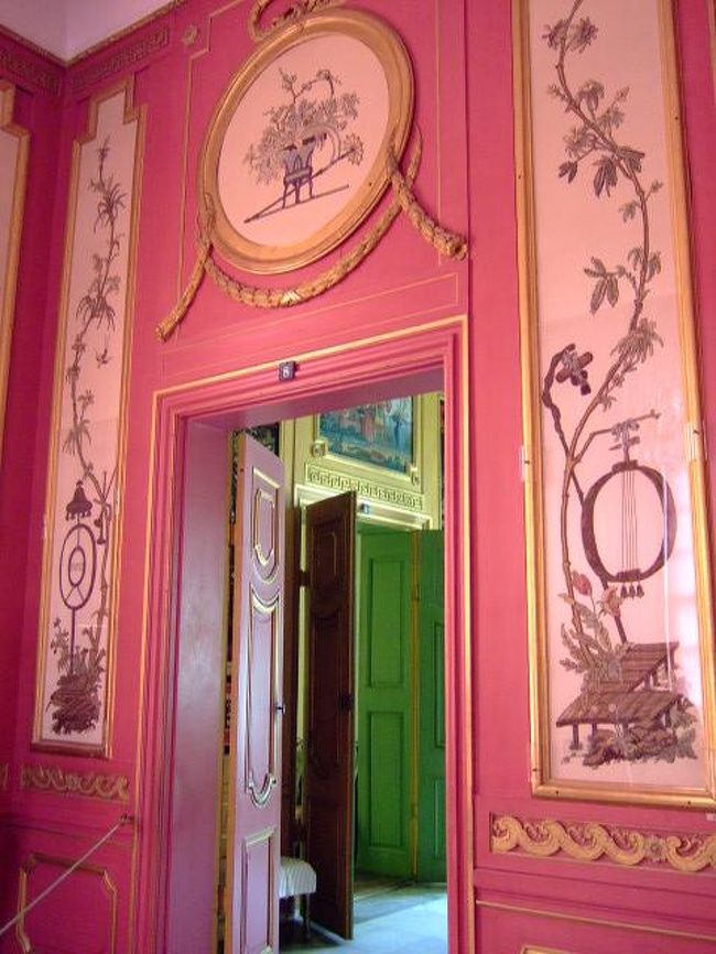 赤の間→緑の間。