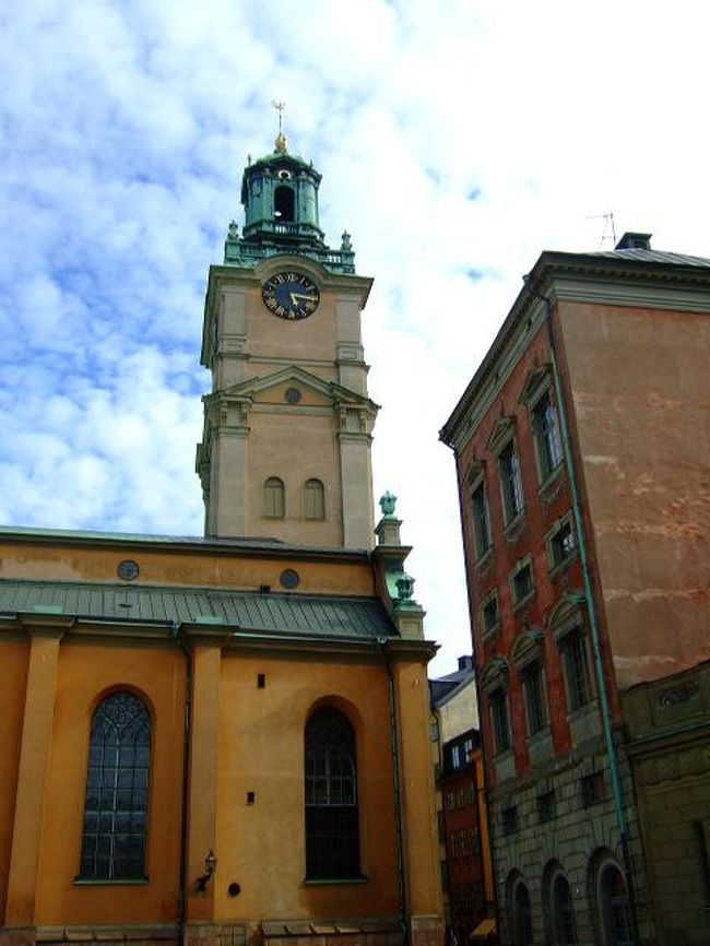 あー、大聖堂見っけ（17:20着）。